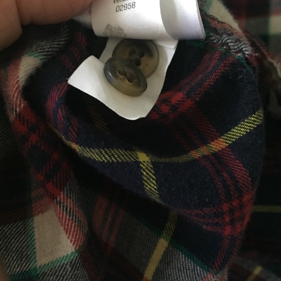 Eddie Bauer Women's Plaid button down shirt - Picture 9 of 13